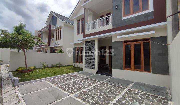 Rumah 2 Lantai Baru Unfurnished SHM di Purwomartani, Yogyakarta 10
