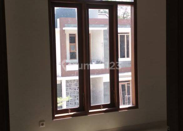 Rumah Mewah Di Sambisari Lokasi Strategis Fasum Lengkap 8