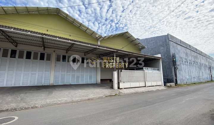 CHEAP WAREHOUSE 3 BILLION NEAR MALIOBORO YOGYAKARTA CHEAP WAREHOUSE 3 BILLION NEAR MALIOBORO YOGYAKARTA