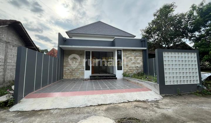 Rumah Terbaik Siap Huni, Tanah Luas SHM di Sleman Utara