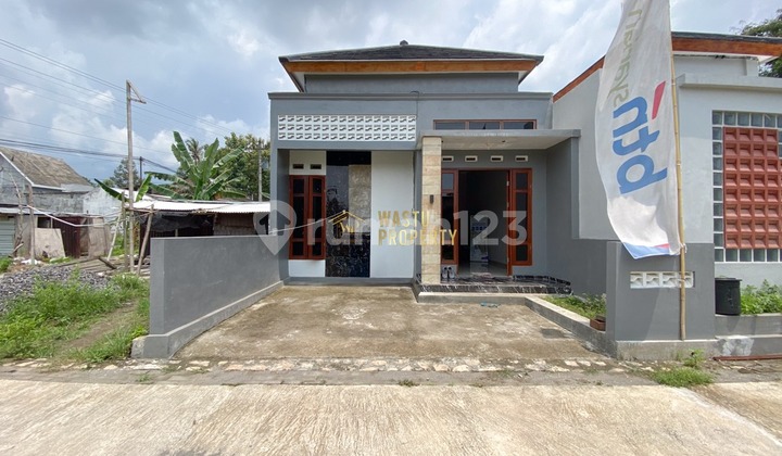 Rumah Murah di Selatan Jalan Wates SHM Hanya 300Jtan Rumah Murah di Selatan Jalan Wates SHM Hanya 300Jtan