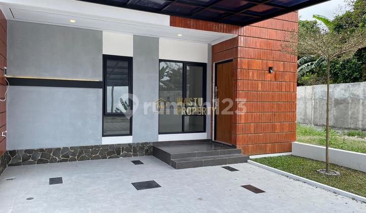 Ready-to-Occupy House with Wide Access in Cebongan Sleman 2