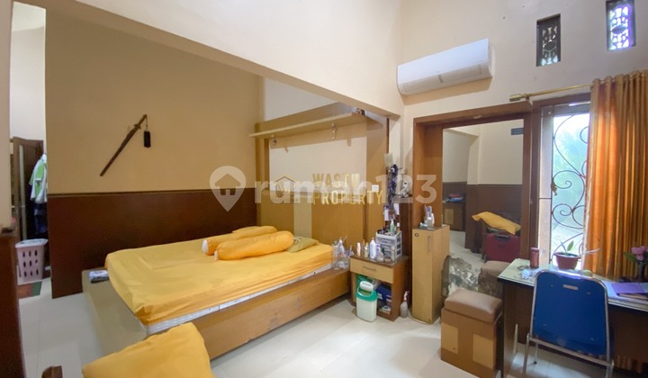 MODERN PYRAMID-ROOF HOUSE SUITABLE FOR HOMESTAY, NEAR SULTAN AGUNG STADIUM MODERN PYRAMID-ROOF HOUSE SUITABLE FOR HOMESTAY, NEAR SULTAN AGUNG STADIUM