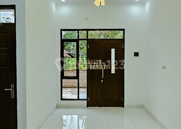 2-Story House Inside Ringroad Near Ambarukmo Plaza Jogja 2