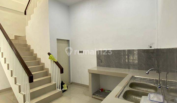 Dijual Cepat Rumah Baru 2Tingkat di Villa Bromo Nodigon