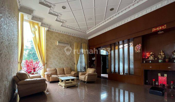Rumah HOOK Semi Furnished di Komplek Cemara Asri 13
