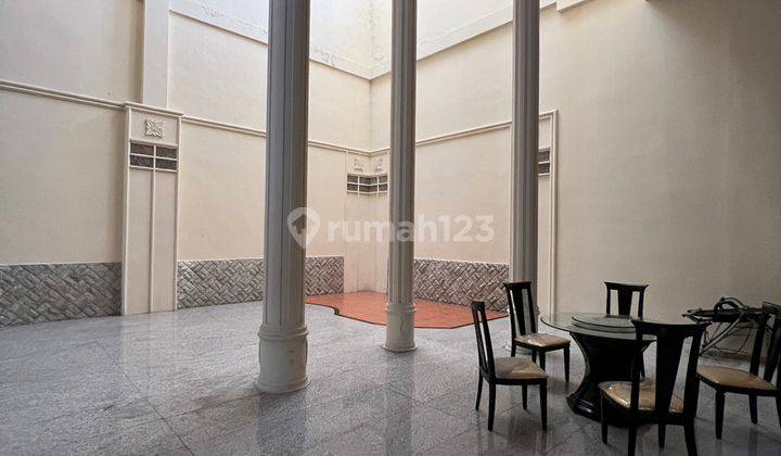 Disewakan Rumah Komplek di kawasan Polonia 12
