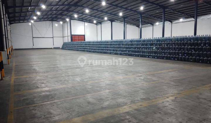 Gudang Gunung Putri 25819 M² Dibawah Pasaran