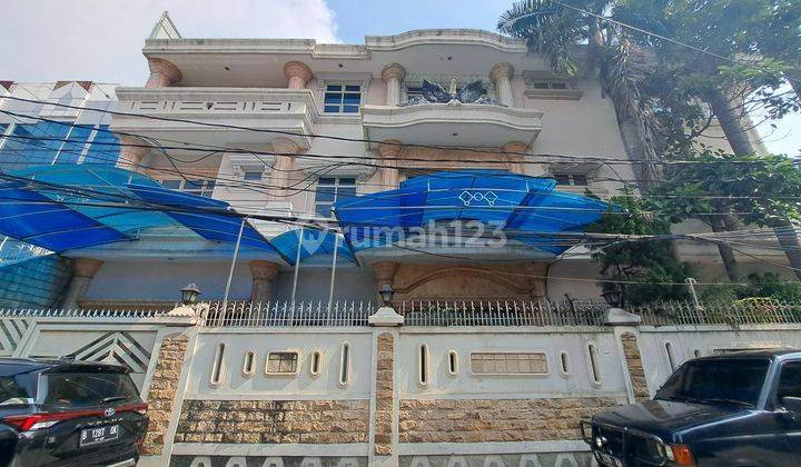 Rumah Pademangan 430m², Lokasi strategis 1