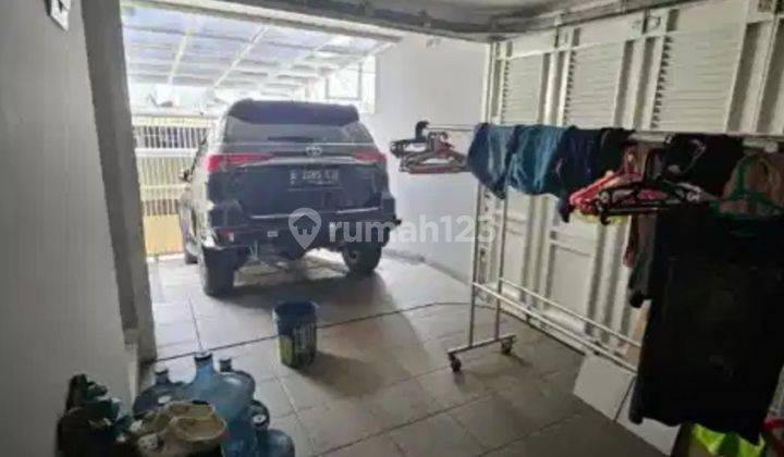 Rumah Sunter Paradise 3 Lantai, Siap Huni 2