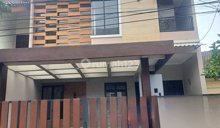 Murah Rumah Minimalis Modern Kelapa Gading 136m² 1