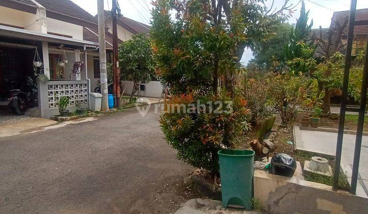 Rumah Minimalis Terawat di Komp De Green Grande Residence 2