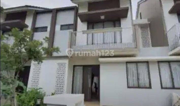 Rumah Asri Semi Furnished di Summarecon Bandung 1