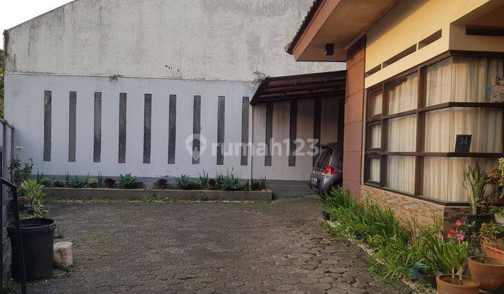 Rumah Asri Semi Furnished di Sayap Pasteur Bandung 2