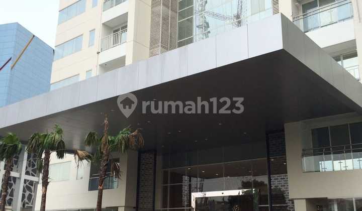 Apartemen Akr Galery West Jakarta Barat Furnished Lux 3Br 2