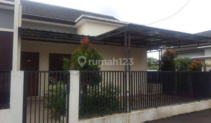 Rumah Minimalis Asri Di Cipamokolan Bandung 1