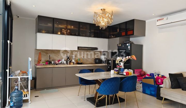 Rumah Asri Semi Furnished di Summarecon Cluster Dayana 2