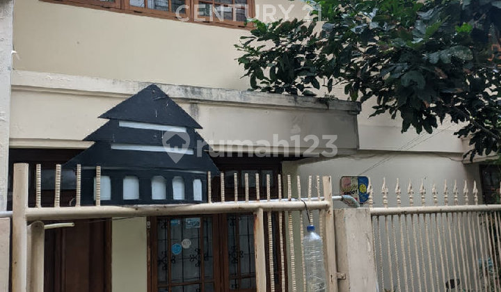 Rumah Kost Aktif di Ciumbuleuit Dekat Kampus Unpar Bandung