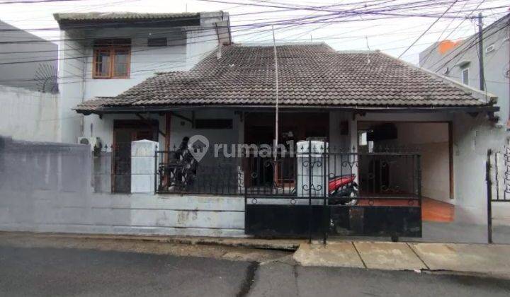 Dijual rumah minimalis pinggir jalan raya lokasi strategis daerah perumnas klender 1