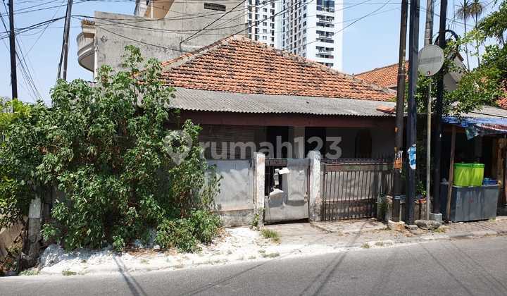 Dijual Rumah Bangunan Tua Hitung Tanah Di Tebet Jakarta Selatan 2