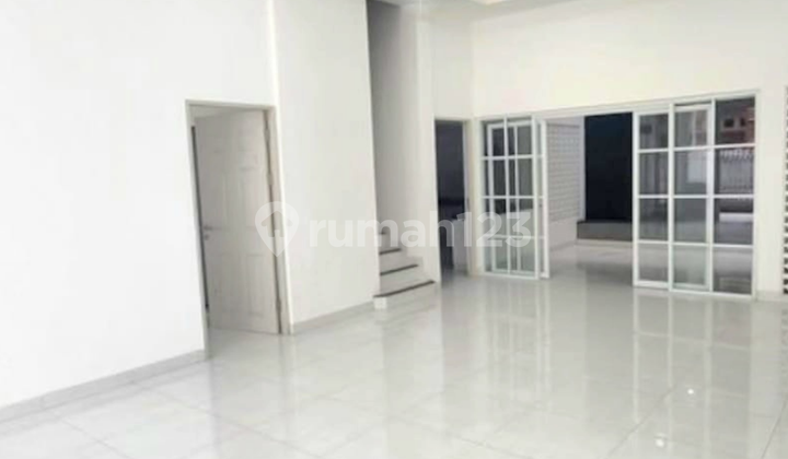 Rumah Bagus Harga Terjangkau Di Komplek Graha Kasuari