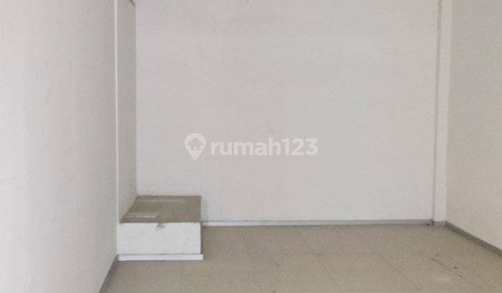 Ruko Gandeng Kawasan Bisnis Jalan Hm Yamin 2