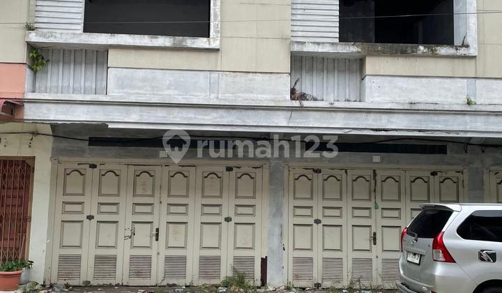 RUMAH TOWNHOUSE JALAN GARUDA MANDALA RAYA  1