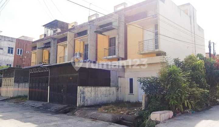 Rumah Townhouse Harga Lama Lokasi Cemara 2