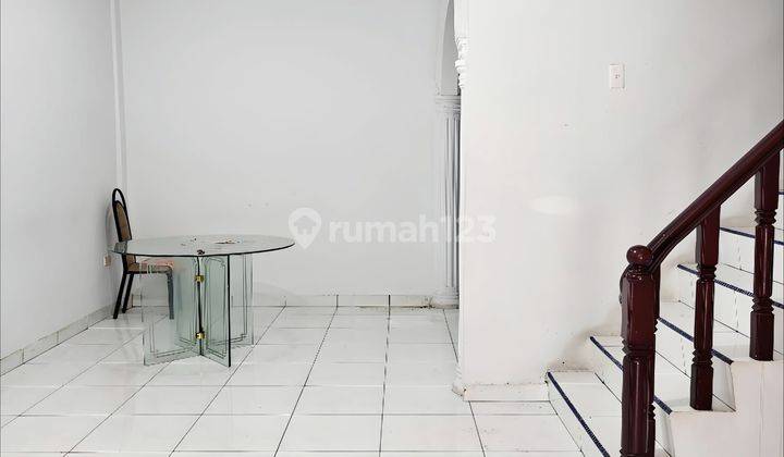 Rumah semi furnished di komplek jemadi permai  2