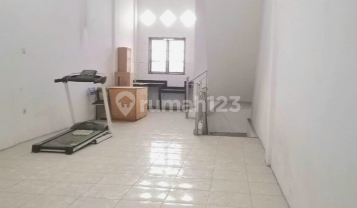 Ruko bisnis kawasan ramai pinggir jalan sei batang hari Ruko bisnis kawasan ramai pinggir jalan sei batang hari