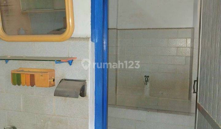 RUMAH LEBAR 5 METER 2 TINGKAT LOKASI DEKAT PAJAK BERUANG 2