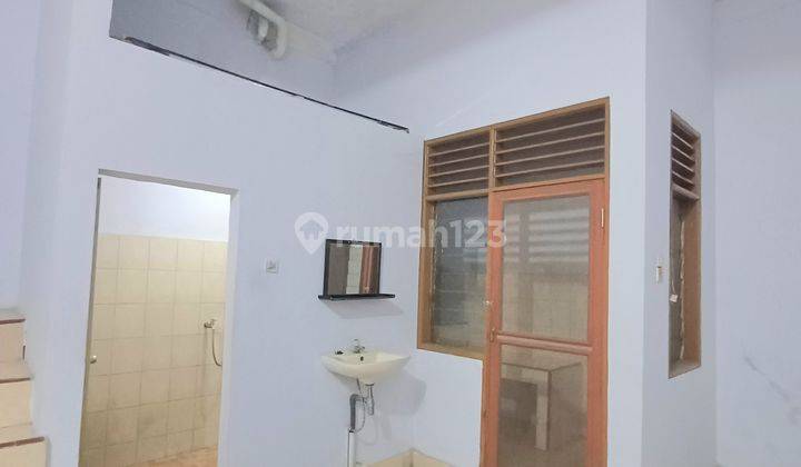 RUMAH KOMPLEK POSISI HOOK JALAN SUNGGAL 2