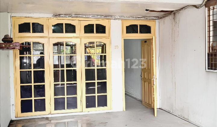 RUKO 2,5 TINGKAT LOKASI PINGGIR JALAN SIKAMBING