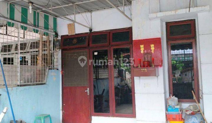 RUMAH PETAK LEBAR 5 METER DALAM KOMPLEK JALAN JAWA SEI SIKAMBING 1