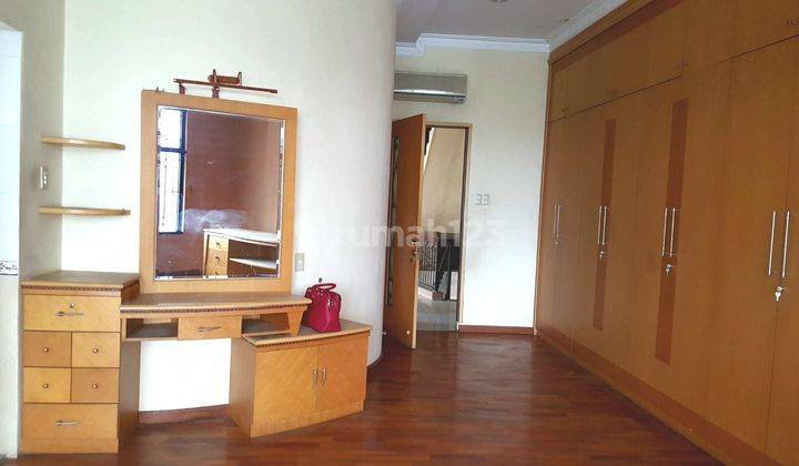 Ruko siap huni dan terawat lokasi multatuli 2