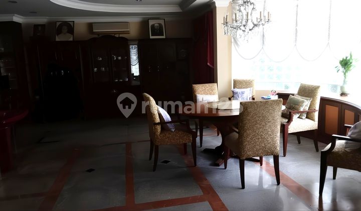 Rumah mewah dan luas lokasi pinggir jalan ir juanda 2