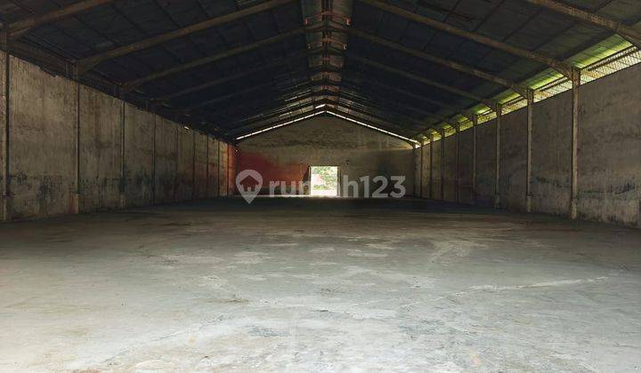 Gudang kondisi bagus siap pakai pinggir jalan tembung 2