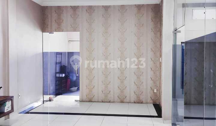 Ruko Siap Huni Terawat Dalam Komplek di Inti Kota
