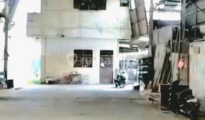 Gudang luas 1450 mtr lokasi pinggir jalan yos sudarso 1