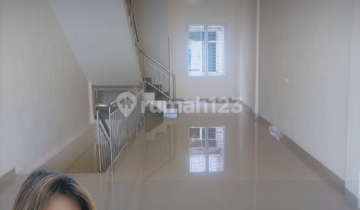 Sewa Ruko Murah.dan Bagus Lokasi Cbd Polonia Sewa Ruko Murah.dan Bagus Lokasi Cbd Polonia