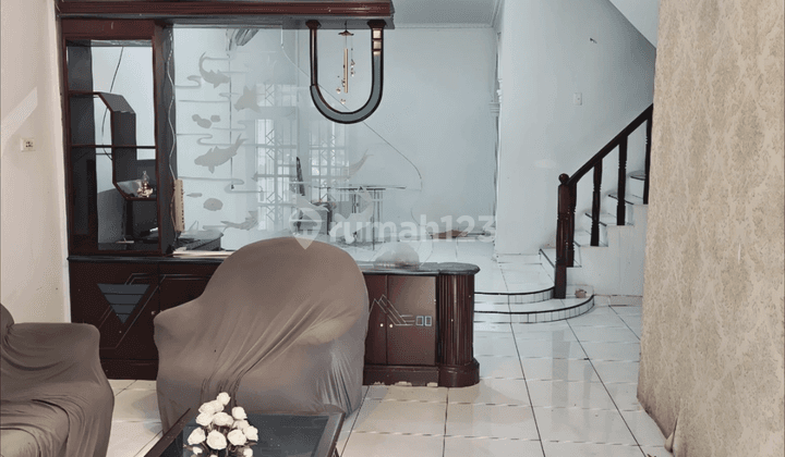 Rumah semi furnished di komplek jemadi permai  1