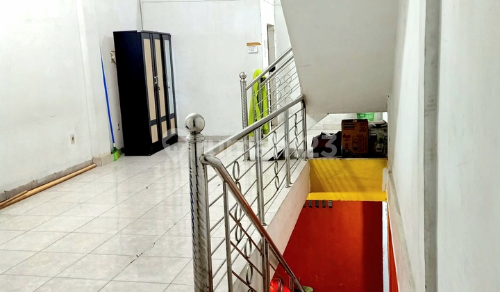 Ruko Gandeng Lokasi Titipapan di Komplek Kota Baru 2
