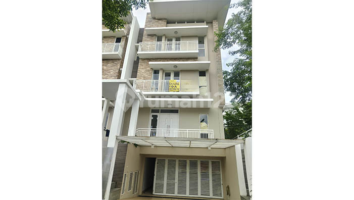 Dijual Town House Hoek Sherwood, Kelapa Gading
