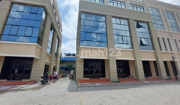 Corner Shop House Sedayu City, Kelapa Gading