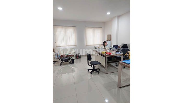 Ruko Bukit Gading Indah, Kelapa Gading, Luas 4,3X19m2 Ruko Bukit Gading Indah, Kelapa Gading, Luas 4,3X19m2