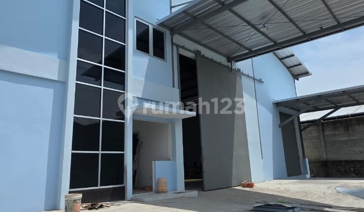 Premium Ready-to-Use Warehouse Strategically Located on Walisongo Main Road 1