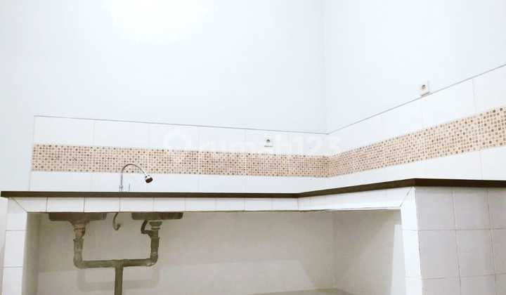 Ready-to-Occupy Strategic Cluster House in Graha Estetika 2