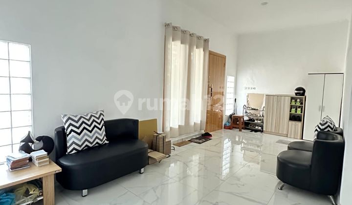 Nice House Ready to Occupy Jl Rejosari East Semarang 1