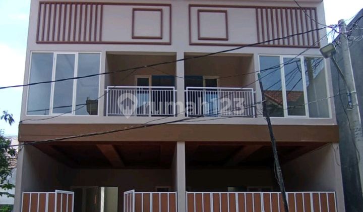 Rumah Baru Minimalis Di Babatan Pilang, Wiyung Rumah Baru Minimalis Di Babatan Pilang, Wiyung