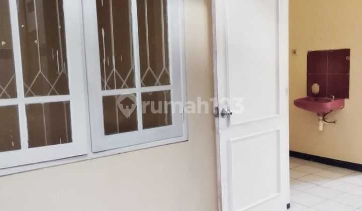 Sewa Rumah Siap Huni di Pakuwon City dekat Mall dan Sekolah 8